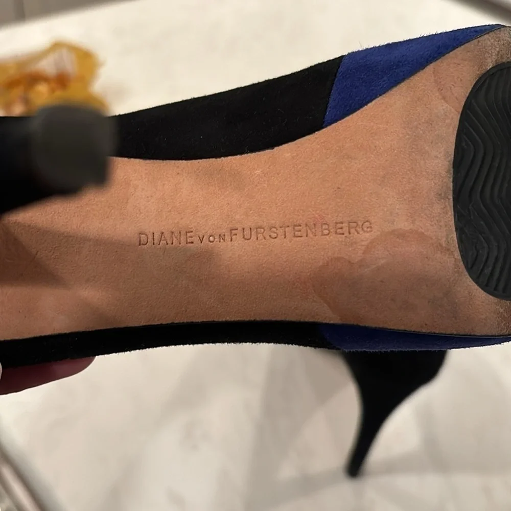 Diane Von Furstenberg Suede Shoes